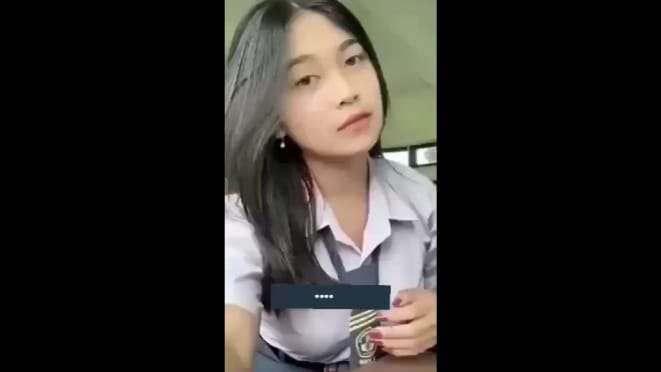Bokep SMA Gadis Tocil Cantik Mesum Sama Pacar
