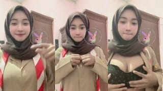 Bokep SMA Laura Hijab Talent Tobrut Viral Colmek Baju Pramuka