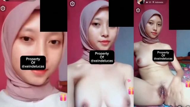 Bokep VCS ABG Kerudung Cantik si Clarissa Livu Meraba Toket