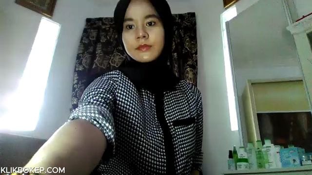 Bokep Indo Busty Muslimawear Bergoyang Sange Pengen di Ewe