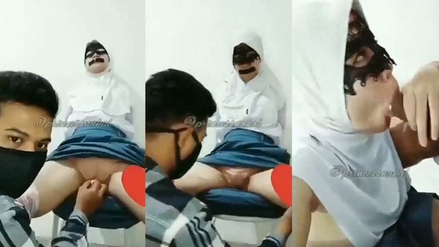 Bokep Indo Princess Hijab Pakai Seragam SMA di Colmekin Pakai Vibrator