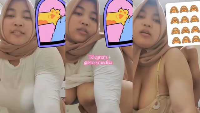 Bokep Indo Jilbab Montok Menikmati Sodokan dari Belakang